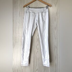 Victoria Secret Sport Knockout Shine Tight - Size M